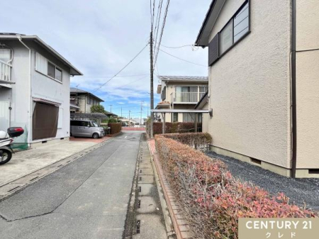 OʓH܂ތnʐ^ OʓH͐4I
HŌʂ悭AԎ̌؂₷̂ňSIւ܂Ńtbgɐi߂铮ŁÅOoKłB