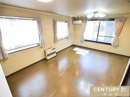 rO ̑傫ȑ炩ȓށASnǂԁB
Ƌ̔zu₷ŝ郊rOE_CjOłB