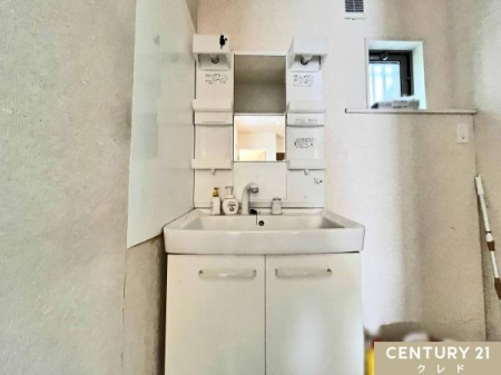 ʑEʏ [LxȓƗʑIU炩肪ȃACeڂł܂B
ʎɂ̂ŁACオ̂CȂǂCo܂B