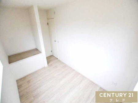 m ym5.8z
xbhƃfXNȂǂ̃CAEg`₷AAݑ[ÑXy[XƂĕLpł܂B