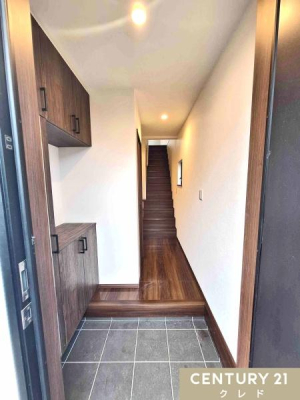  O[̃^CyԂƃi`ȖؖڃtAa闎ցB
̓ŏo肵₷Aו̏グ낵X[YłB