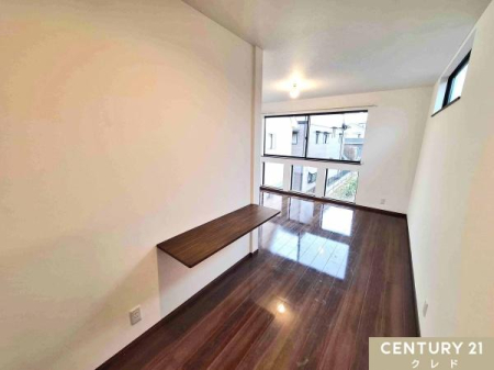 rO 2KLDKɂ͍ݑEwKɕ֗ȕǕtJE^[܂B
߂ɃRZg@̐ݒuX[YB