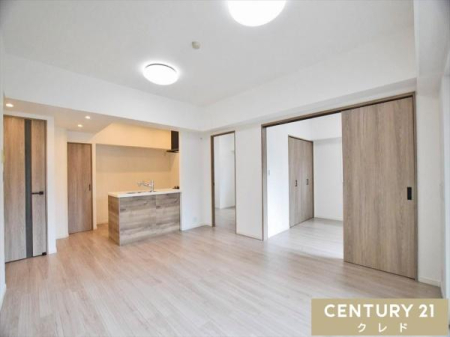 rO yLDK14.4z
₳邢rÓAC̏~ǂł܂Ƃ߂i`ԁB
ǂȃeCXg̉ƋāACAEgR݂łB