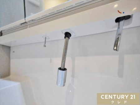 ʑEʏ yVv[hbT[z
Ǖt^Cv̎֌ł|̎ԂyIRx̍V[t̐ʑ́Aߕ̐A̍ۂɂg܂BLт֌̓VN̉X܂łꂢɗ܂B