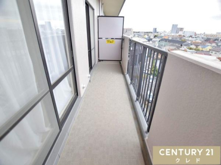 oRj[ 쐼̊JIȃoRj[́Az˂ƕՂ芴Sn悢ԁB
͖邢݁A󕨂X[YɊ܂B