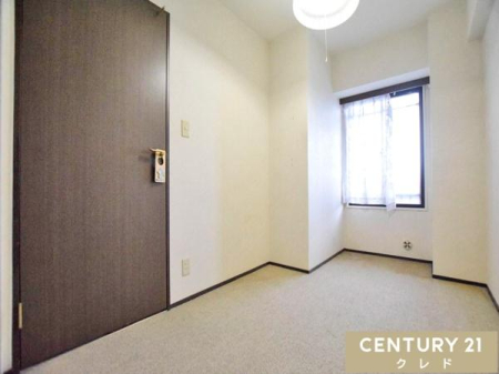 m ym4.2z
eɎ[Ă邽߁AZԂLg܂B
gɔz݌vŁA̐gxx␮ڂX[YłB