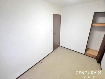 q ym6z
ƂVvȗḿAD݂̉ƋG݂Rɔzuł̂ŁÁgSn̂ԁhy߂܂B