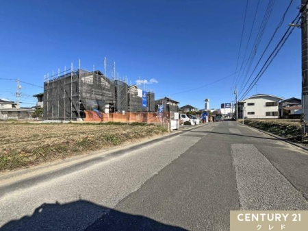 OʓH܂ތnʐ^ 63`72؂̍LXƂ~nɁA3`4LDK̐V@S3aB
Ƃ肠ZԂŁAƑ̃CtX^CɊYZ܂łB