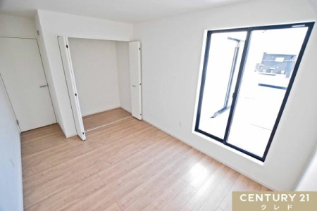 m ym6.5@oRj[z
oRj[ɖʂ傫ȑ炽Ղ̌Aɖ邳ƊJ炵܂B
eɔt[I