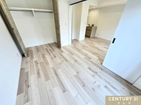 �m�� �y�m��5.7���z