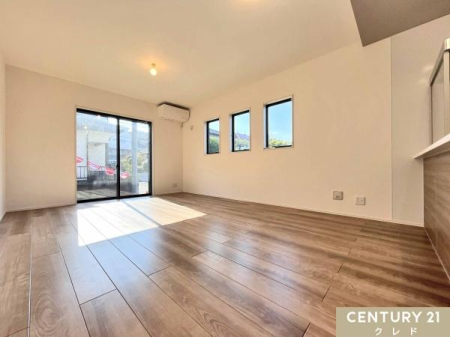 rO yLDK16.4z
傫ȑ|o݁AƑ̂т̂тƉ߂ԂłB
Ƌ̃CAEg₷݌vłB