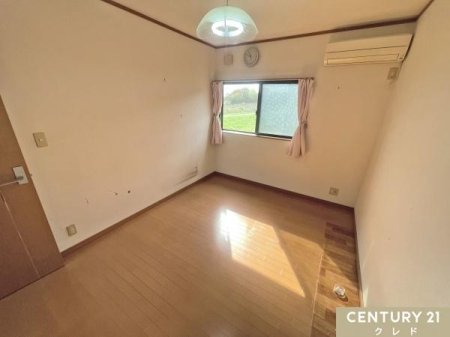 m ym6z
Zn̂߁A׋Ǐyނ̂Ƀsb^B
S6Ȃ̂Őmۂ₷AKɉ߂܂B