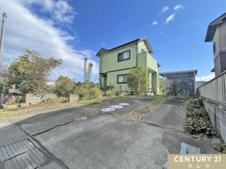 OʓH܂ތnʐ^ zu{vwk20I
񐢑тƑɂꂵ5LDKI
Ƒꂼ́gԁhƂ̂Z܂łB