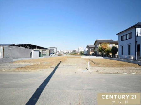 OʓH܂ތnʐ^ wZk9AGRXk7IqĉƑɂIXX̏ZłBӊĂē܂I