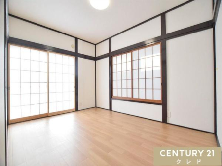 a yam6z
a̗Ɨm̎g₷𗼗ԁB
qẑ炩Ȍ݁A͋C̒łƂ낰܂B