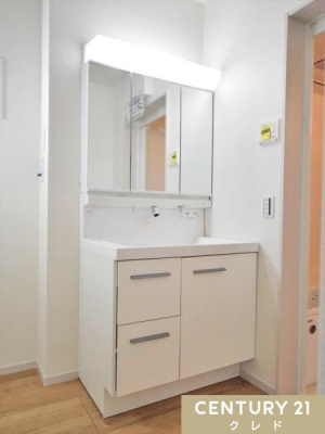 ʑEʏ [Ղ̎OʋtʉϑB
⑫̃Xy[X܂ł[BׁXpiXbLЕt܂B