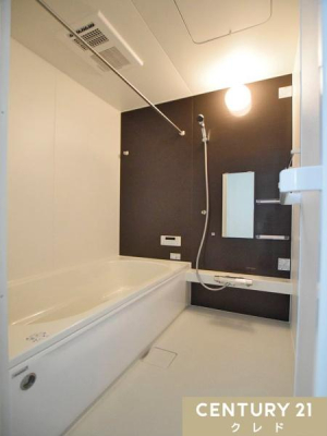  qlƈꏏɓłƂ1؃^CvB
1̔ĂoX^CLӋ`ɁcBl̕Ɠł܂B