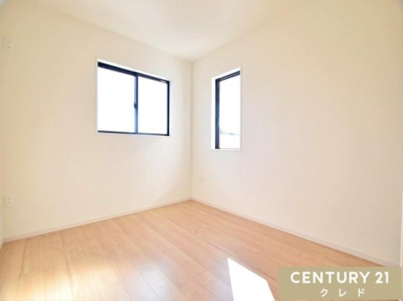 m yk5.2z
zCg~ؖڒ̃VvȗmBD݂̉ƋG݂Rɔzuł̂ŁÁgSn̂ԁhy߂܂B