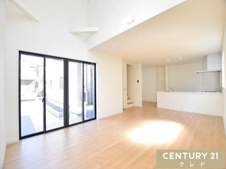 rO yLDK22.9z
쐼ɊJ݂rÓA邢ՂƓ鋏Sn̗ǂԁB
Ƒ݂ȂR̂ŐSnǂ߂Ƃł܂B