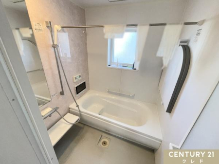  x`^CṽoX[B
ȂDȔԑg⓮悪TVtŏ[oX^CɁB
֗Ȓǂ@\tĂ܂B