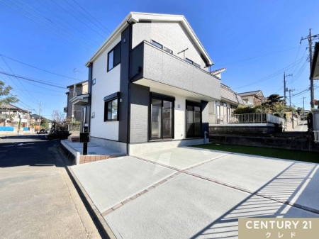 nOώʐ^ pnȂł͂̊Jƍ̌́I
ڂ̑OɌLAqĉƑɂP[VB
ZXł̂т̂тƕ点܂B