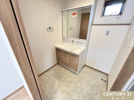 ʑEʏ [LxȎOʋϑAЕtA̎xx₷ԁB
Ǖt^Cv̎֌͉ꂪ܂ɂA|̎ԂyI