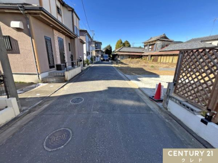 OʓH܂ތnʐ^ uRvwk8B
X[p[ERrjEhbOXgAȂǏƎ{݂ߗׂɏ[I