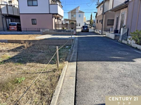 OʓH܂ތnʐ^ 쑤4.2ɖʂnB
ԏ͕2iԎɂjvwłԂ̕SłI