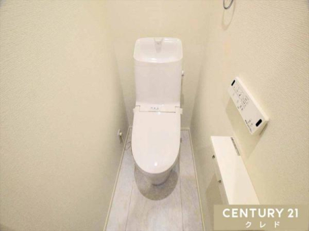 gC ւ̕SɔzAKȐT|[g鉷@\tgCB
1K3K̗ɃgC݂Ă̂ŐX[YɂȂ܂B