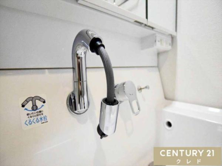 ʑEʏ yVv[hbT[z
Rx̍V[t̐ʑ́Aߕ̐A̍ۂɂg܂BƉ񂹂ĐLт֌̓VN̉X܂łꂢɗ܂B