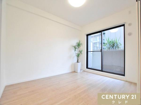 �m�� �y�m��6���z
�쐼�o���R�j�[�ɖʂ������邢�m���B
����y���񂾂�A�������x�񂾂�c���Ƒ����ꂼ��̎��Ԃ��؂ɂ��Ȃ���A��炵�ɍ��킹���g�������L����܂��B