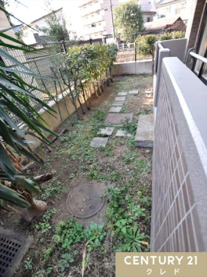 �� ��34���Ă̍L�X�Ƃ�����p��t���B
�}���V�����ɂ��Ȃ���A�{�i�I�ȃK�[�f�j���O��ƒ�؉��𑶕��Ɋy���߂܂��B