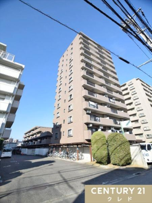 ���̑����n �쐼�����E�p�Z�˂ɂ��z����ǍD��3LDK�B
��34���Ă̐�p��t���ŁA�K�[�f�j���O�₨�q���܂̗V�я�ȂǁA��炵�̊y���݂��L����܂��B