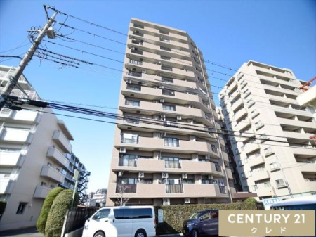 ���̑����n ����������EJR��z���u��z�v�w�k��5���B
�X�[�p�[��R���r�j�A�h���b�O�X�g�A�ȂǏ��Ǝ{�݂��ߗׂɏ[�����Ă���A�������֐��̍����Z���ł��B