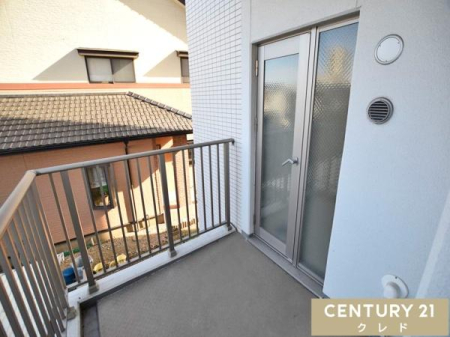 �o���R�j�[ �m��6������o����\�ȃo���R�j�[�I
��荞�񂾐��󕨂������ɃN���[�[�b�g�֎��[�ł���X���[�Y�ȓ����ł��B