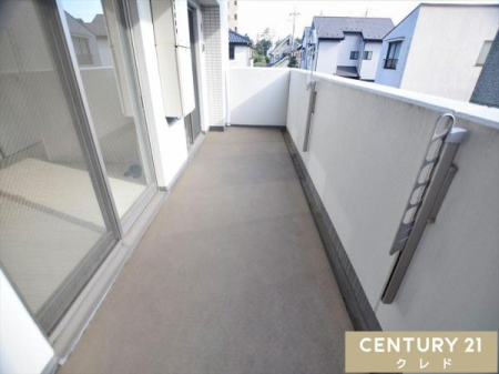 �o���R�j�[ 2�ʂɃo���R�j�[��݂��Ă��܂��B
�z���肪�ǂ��A�����̂����󕨂₨�z�c���������K�B
�Ǝ��̌������オ��A�C�����̗ǂ��������T�|�[�g�B