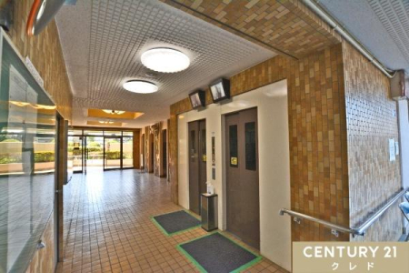 ���r�[ �y�G���x�[�^�[�z
�}���V�����ɂ̓G���x�[�^�[2���܂��B
�d�����ו������������������A���A�����ɕs����������������Ȃ��ړ��ł��Ĉ��S�ł��B