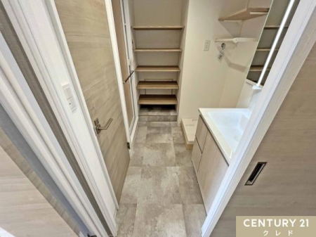 ���[ ���ʎ��ɂ̓^�I�����܂�����������[�ł��郊�l���ɕt���B���p�i�̐������ڂ�X�g�b�N�Ǘ����ȒP�ɂł��܂��ˁB