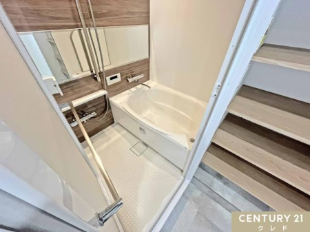 ���� �V�K�����������j�b�g�o�X�ŁA1���̔�������Ă����o�X�^�C����L�Ӌ`�Ɂc�B
���C�ɓ���̓����܂�o�X�I�C�����g���΁A��������ґ�ȃo�X�^�C�����y���߂܂��B