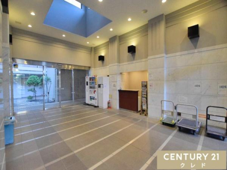 GgX ֗ȑz{bNXB
sݎɂו̎󂯎肪\Iו̎󂯎肪lAlbgVbsO𗘗plɂ͊ݔłˁI