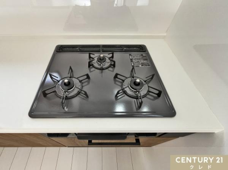 �L�b�`�� �y3���R�����E�O�����z
�Z�������ԑтɂ����ٓ��E���H�̏��������₷��3���^�C�v�̃R�����ł��B
�O�����t���̃L�b�`���͂������̕��������܂��I