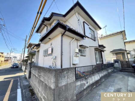 �O�ʓ��H�܂ތ��n�ʐ^ �S�����쐼������3LDK�I
LDK16���ɗאڂ����a���t���B
���[�������ȂǑ��l�ȗp�r�Ɏg����[�ˁA�S�������[�t���ł��B