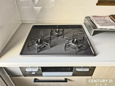 �L�b�`�� �y3���R�����E�O�����z
�Z�������ԑтɂ����ٓ��E���H�̏��������₷��3���^�C�v�̃R�����ł��B
�O�����t���̃L�b�`���͂������̕��������܂��I