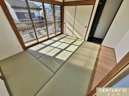 �a�� �y2�K�a��6���z
��̃N�b�V�������œ]�|���̏Ռ����ɘa���₷���A�q��āE����҂ɂ��z�������a���B
�z�����E�f�M�ɂ��A�Ă͂�����Ɠ~�͒�₦���ɂ������K�Ȏ����ł��B