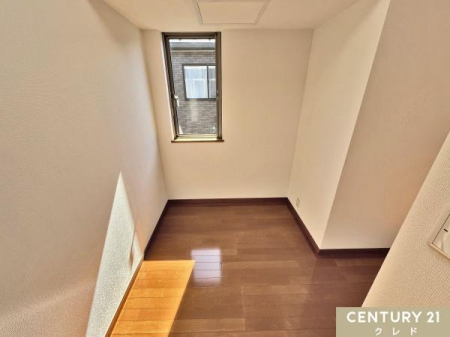 �Q�� �y�m��9���z
�d�؂��݂��Ȃ��Ă���Ԃ𕪂��Ďg���₷���`�̊Ԏ��B
�v�w���L�̈ꕔ���ɂ����������̃X�y�[�X�������Ƃ��ł��܂��B