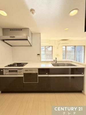 Lb` H@[ȂǃfUCƋ@\𗼗Lb`I
Cɓ̂M⒲ȂǂڂAXbLƂԂۂĂ܂B