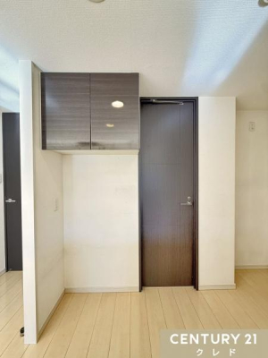 [ yLb`[z
ΖʎLb`̔wʂɂ͒݌˒I܂B
Ԃ𗘗pė①ɂȂǂ̉ƓdݒuƁAXy[XLp₷Aӎԍ肪\łB