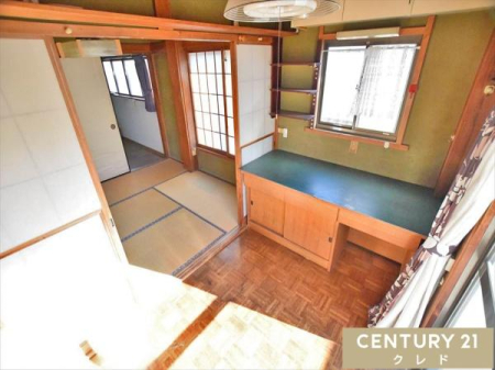 ���̑� �y�T�����[���z
4.5���̘a������o����ł���A�J�E���^�[�t���̃T�����[��������܂��B
�z���̒g�����𖞋i�ł��鏑�ւȂǂɂ��I�X�X���ł��B