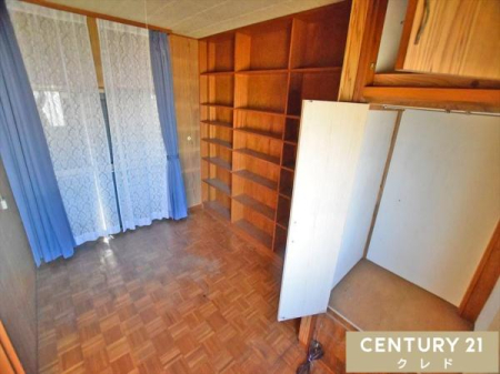 �q������ �y2�K�m��6���z
�q�������Ƃ��Ă��g���₷��6���̎����B
�ǈ�ʂ̒I�ɂ͖{���̃R���N�V�����ȂǁA�g��������[�h���y���߂܂��B