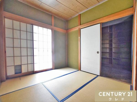 �a�� �y2�K�a��4.5���z
�傫�����������������A���[�e�B���e�B�X�y�[�X�Ƃ��Ă��g����4.5���̘a���B
�o���R�j�[��������ꂽ���󕨂���߂܂��B